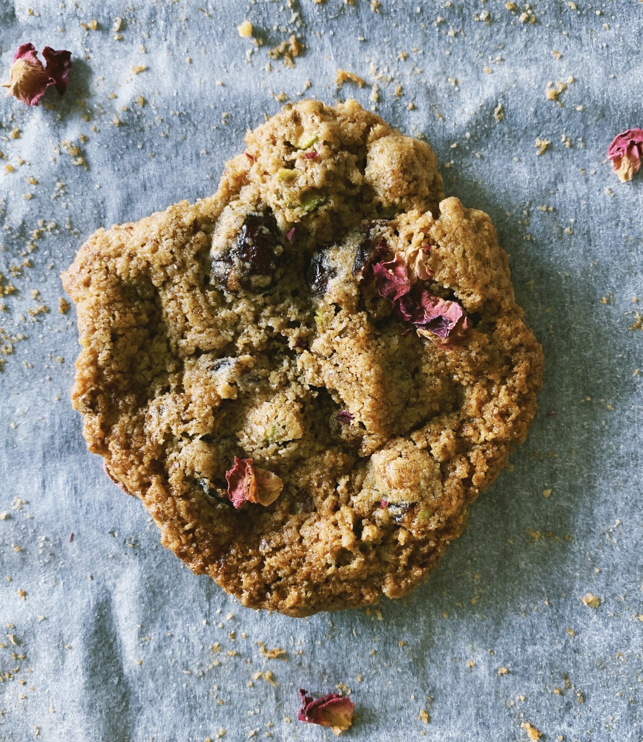Flourless Tahini Cookies with Cranberries & Pistachio Flourless Tahini Cookies with Cranberries & Pistachio
