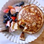 Gluten-free Banana Blender Pancakes (2.0) 