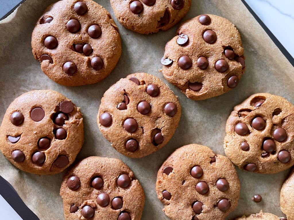 Paleo Chocolate chip cookies