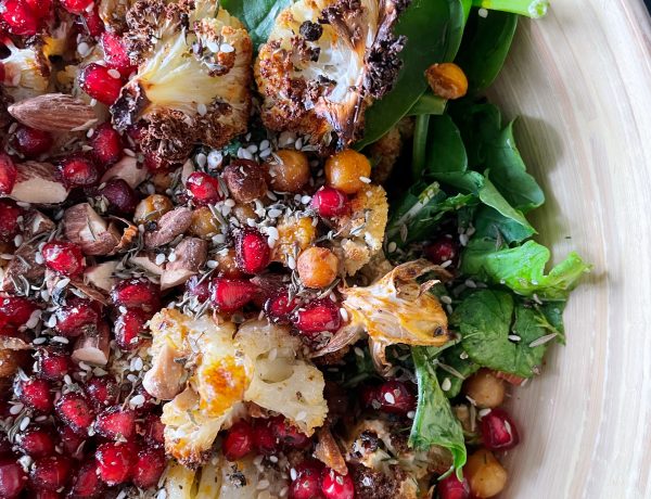 Oven roasted cauliflower and chickpea salad