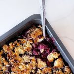 Mixed Berry Crumble (Low-Carb & Vegan Options)